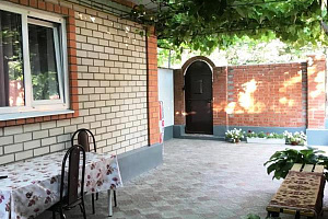 Дом в Витязево, Черноморская 110 - цены