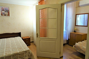 Квартира в Ялте, 2х-комнатная Партизанская 4 кв 3 Квартира, - цены