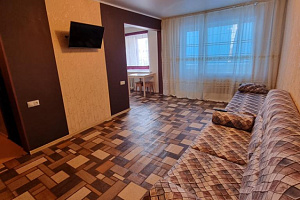 Квартиры Ачинска на месяц, 2х-комнатная 4-й микрорайон 34 на месяц - цены