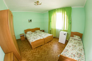&quot;Атаман&quot; мини-гостиница в Судаке, ул. Академика Сахарова, 18 фото 3