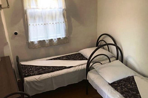 Дворик у моря лазаревское