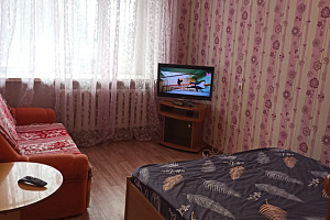 Гостиница в Печоре, 2х-комнатная Гагарина 13 - фото