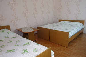 База отдыха в Дедеркое, "У Ларисы" - цены