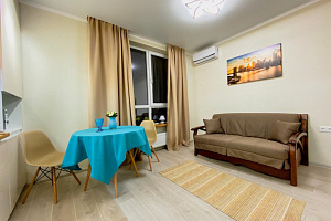Гостиницы Астрахани с бассейном, Квартира-студия Генерала Епишева 49А с бассейном - фото