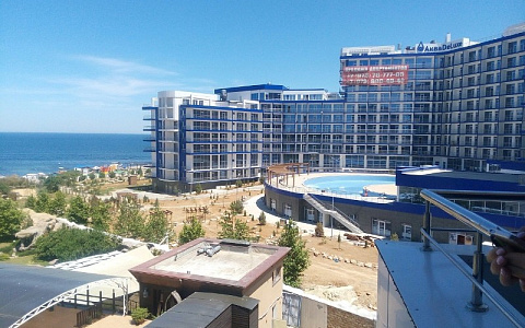 Курортный комплекс &quot;Аквамарин&quot; (1-комнатные апартаменты) в Севастополе - фото 2
