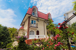 Гостевые дома Севастополя недорого, "Отрада" недорого - цены