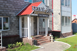 Гостиницы Красноярска рядом с аэропортом, "Белый Дом" у аэропорта - фото