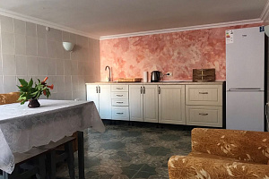 Дом в Штормовом, 2х-этажный Парковая 130/а Дом, - фото
