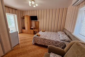 &quot;Семейный Отель Канария&quot; мини-гостиница в Судаке фото 2