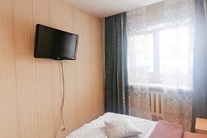 Гостиница в Тынде, 2х-комнатная Московских Строителей 15 - цены