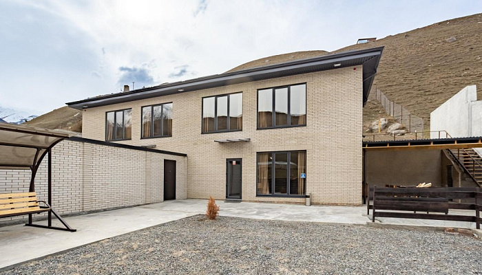 \"Сказка гор\" коттедж под-ключ в п. Верхний Фиагдон (Алагир), Северная ...