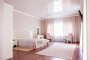 Гостиницы Астрахани с бассейном, "Европа" с бассейном - фото