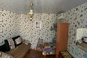 Частный сектор Чернышевского 7 в Феодосии фото 2