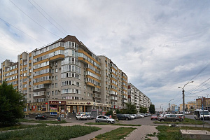 Гостиница в Омске, "Studio Delux 70  Let Oktyabrya" апарт-отель
