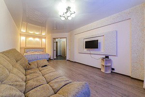 Квартира в Кирoве, "В Районе Ж/Д и Автовокзала На Сурикова" 1-комнатная Квартира, жилье - цены