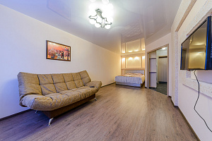 Квартира в Кирoве, "В Районе Ж/Д и Автовокзала На Сурикова" 1-комнатная Квартира, жилье - фото