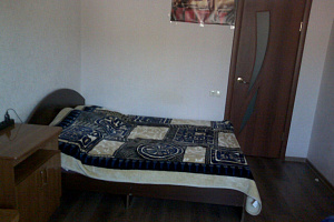 Гостиница в Анапской станице, Комната в 2х-комнатной квартире Солнечная 54 Гостиница,  - фото