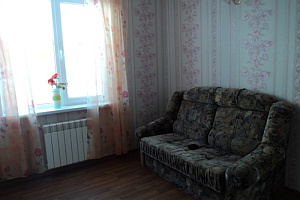 &quot;В гостях у Тихона&quot; гостевой дом в п. Заозерное (Евпатория), ул. Бахчисарайская, 4 фото 3