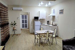 &quot;Апартаменты в частном доме&quot; 2х-комнатная квартира в Севастополе фото 2