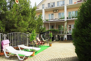 Гостиницы Поповки с питанием, "La Veranda" с питанием - фото
