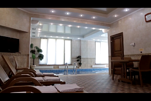 Отели Севастополя с подогреваемым бассейном, "Адмирал" с подогреваемым бассейном - забронировать